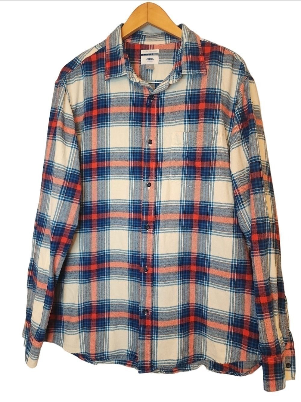 Old Navy Mens Regular Fit Button-Down Shirt Flannel Red White And Blue Plaid